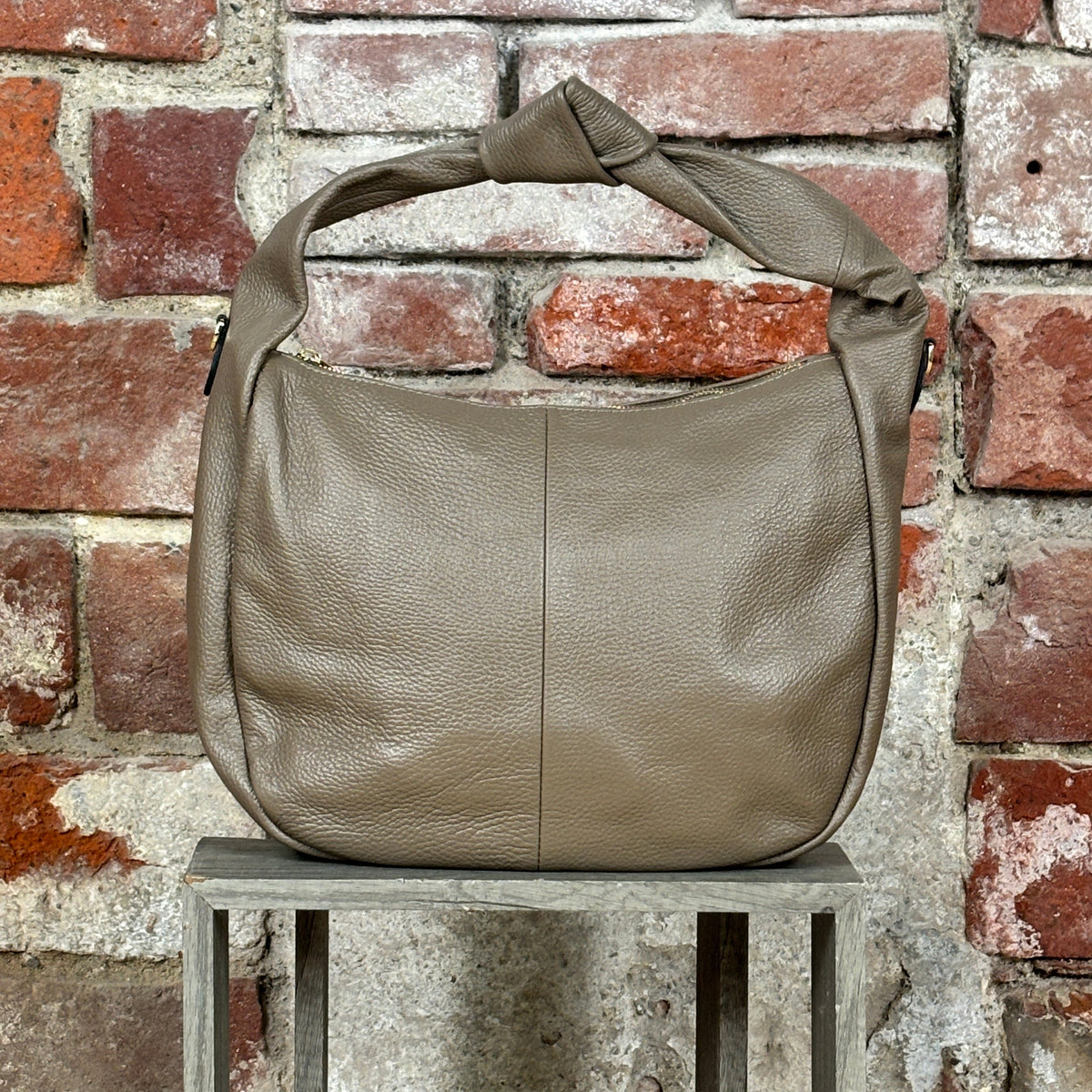 Borsa nodo Fango