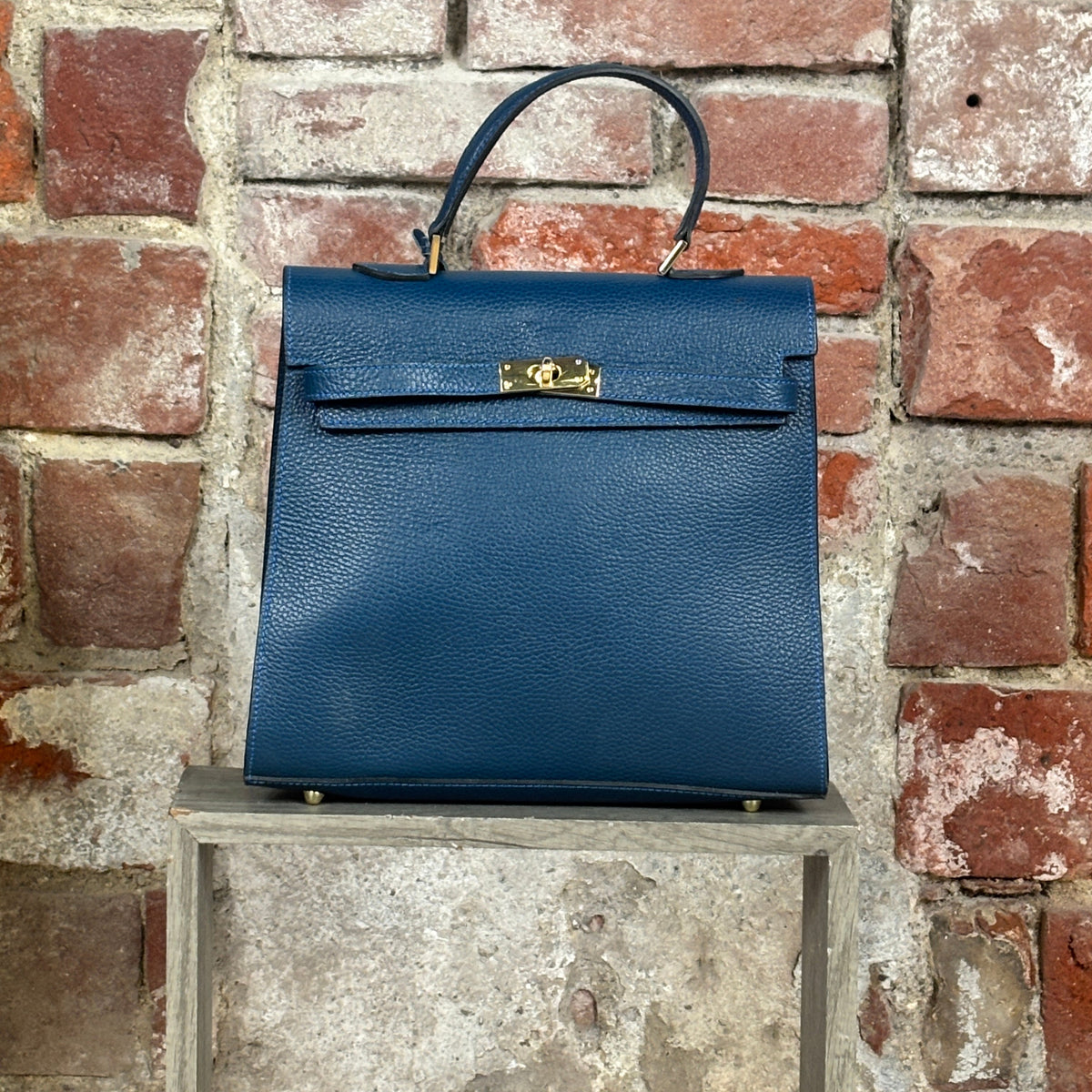 Borsa rigida Petrolio