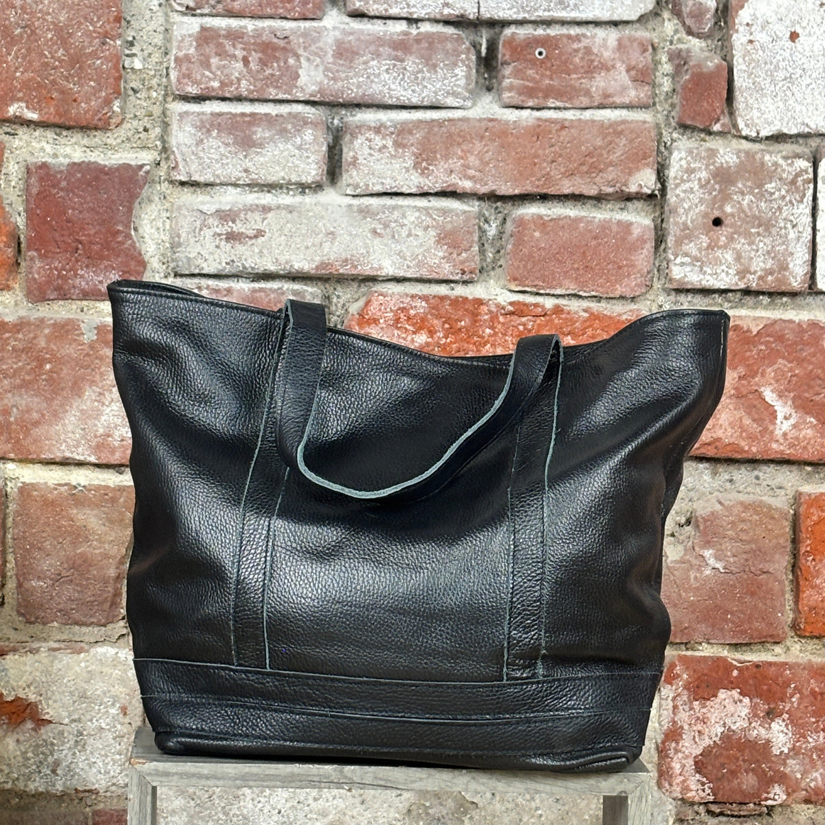 Borsa 2 strisce davanti  Nero