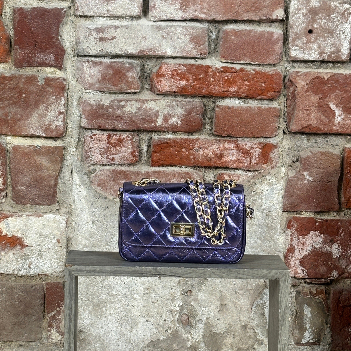 Borsa trapuntata trama larga  Viola metallizzato