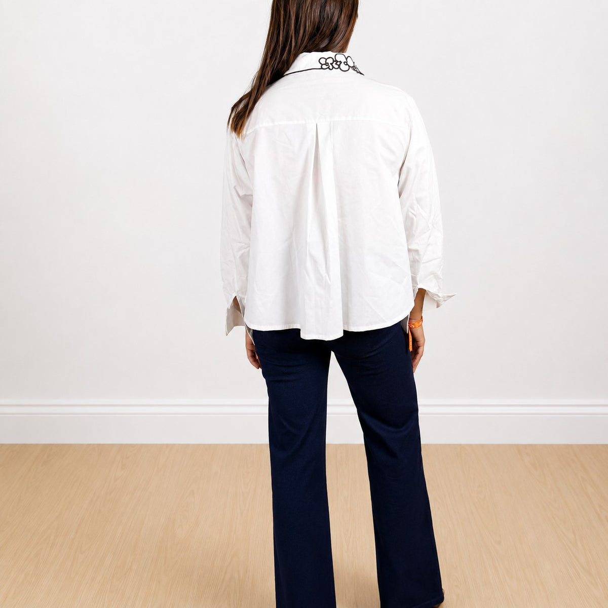 Camicia co ricamo sul colletto Blu
