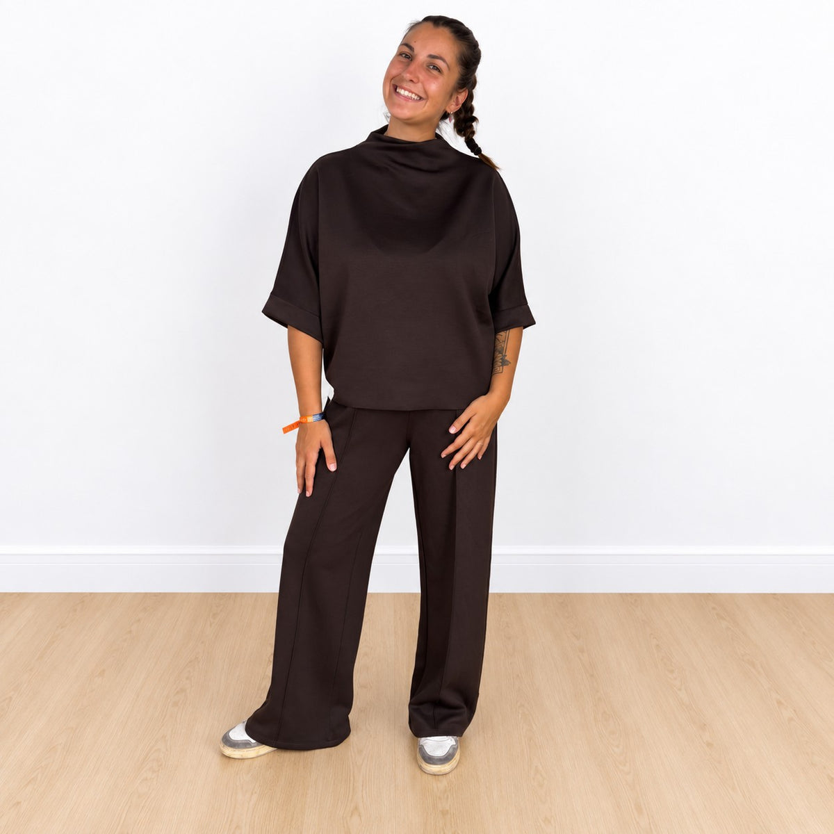 set pantalone e casacca Marrone